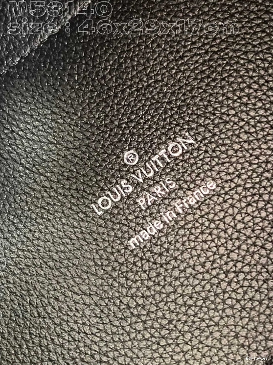 Cheap LOUIS x VUITTON 17CM HINA-46 29.5 x 0822